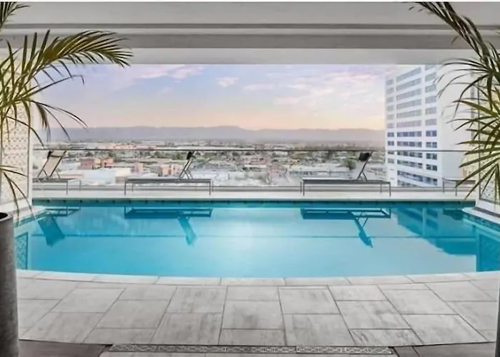 Heart Of Downtown Highrise Views Phoenix